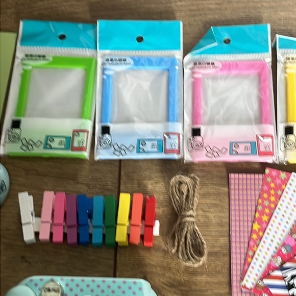 INSTAX CAMERA 🩵💛💚 Set Bundle of Bag, Lenses, Frames, Clips, Stickers and More - Picture 5 of 8